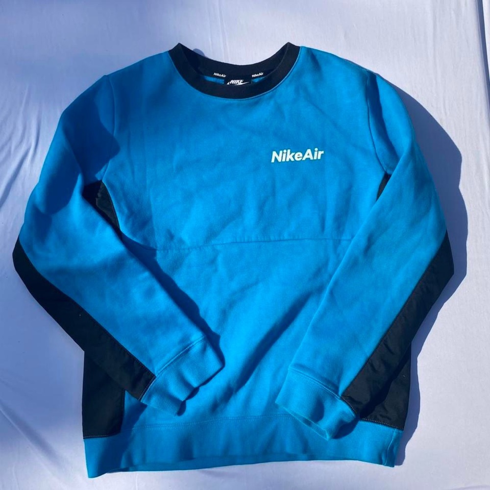 Blue kids Nike sweatshirt